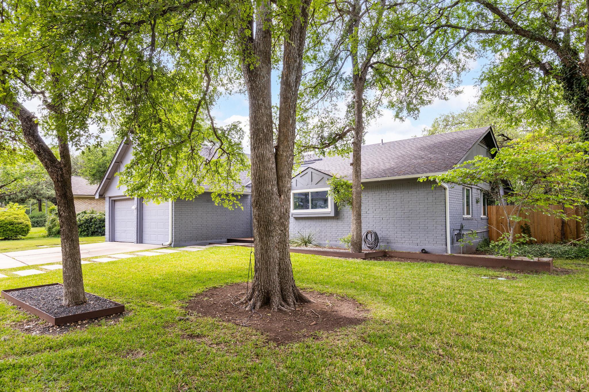 11402 Santa Cruz Drive Austin TX 78759