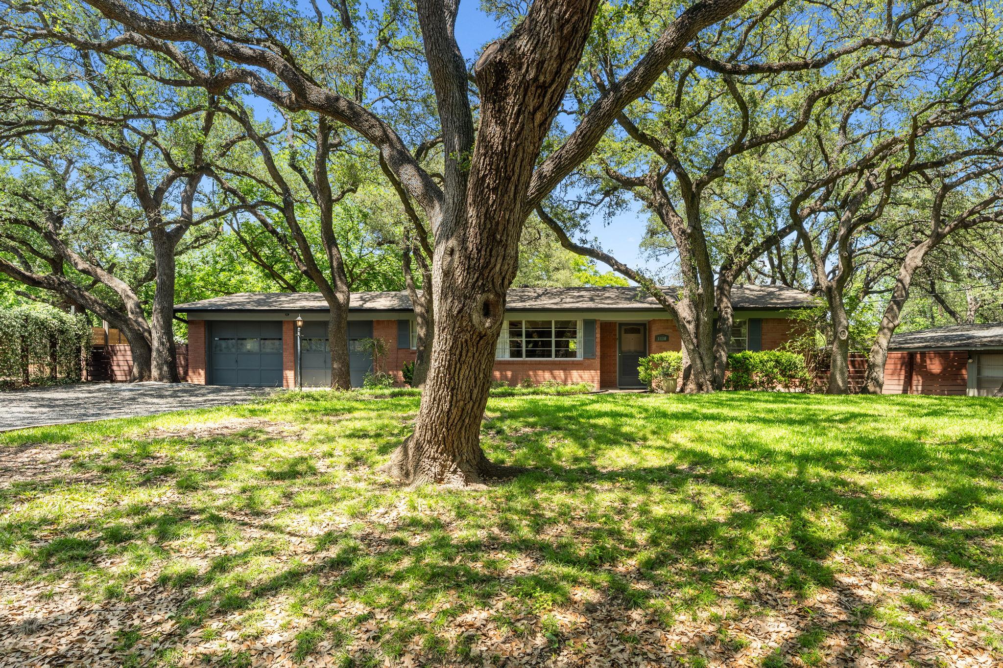 1110 Hollybluff Street Austin TX 78753