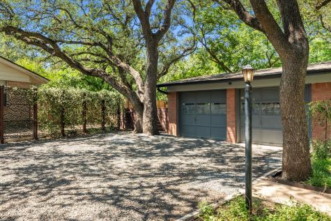 1110 Hollybluff Street Austin TX 78753