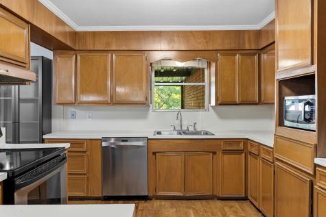 1110 Hollybluff Street Austin TX 78753