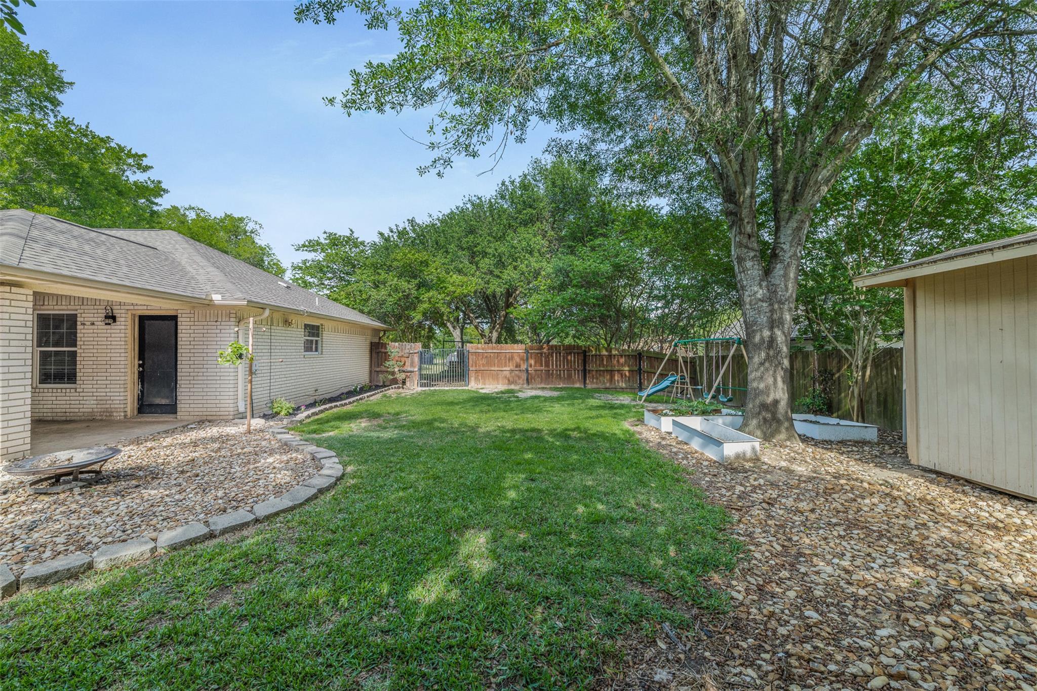 705 Palmer Street Rockdale TX 76567