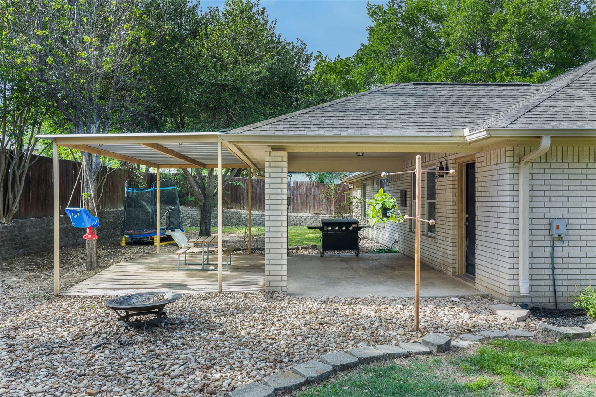 705 Palmer Street Rockdale TX 76567