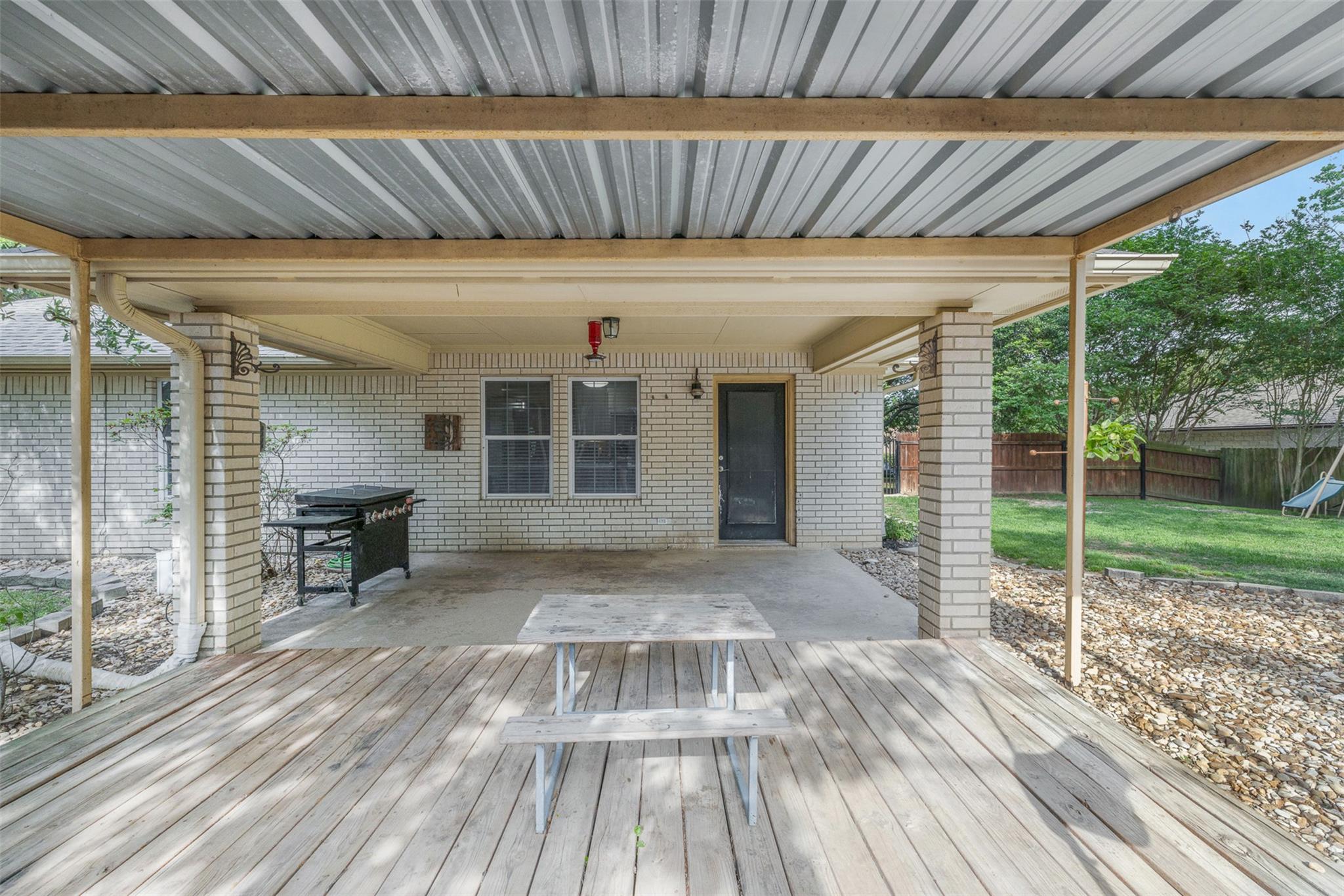 705 Palmer Street Rockdale TX 76567