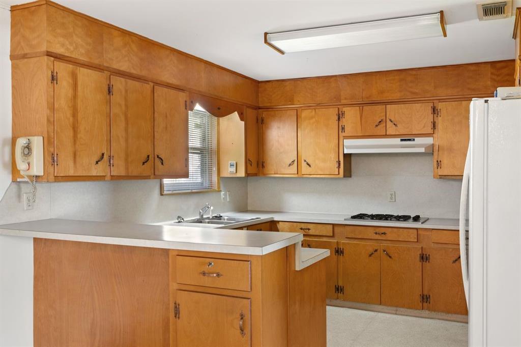 601 Sandringham Circle Austin TX 78704