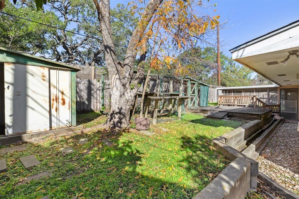 601 Sandringham Circle Austin TX 78704