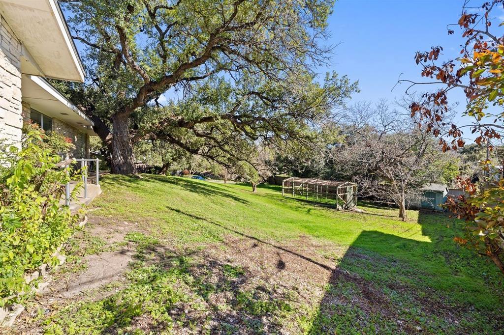 601 Sandringham Circle Austin TX 78704