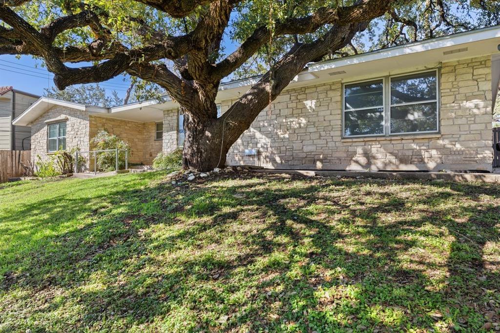 601 Sandringham Circle Austin TX 78704