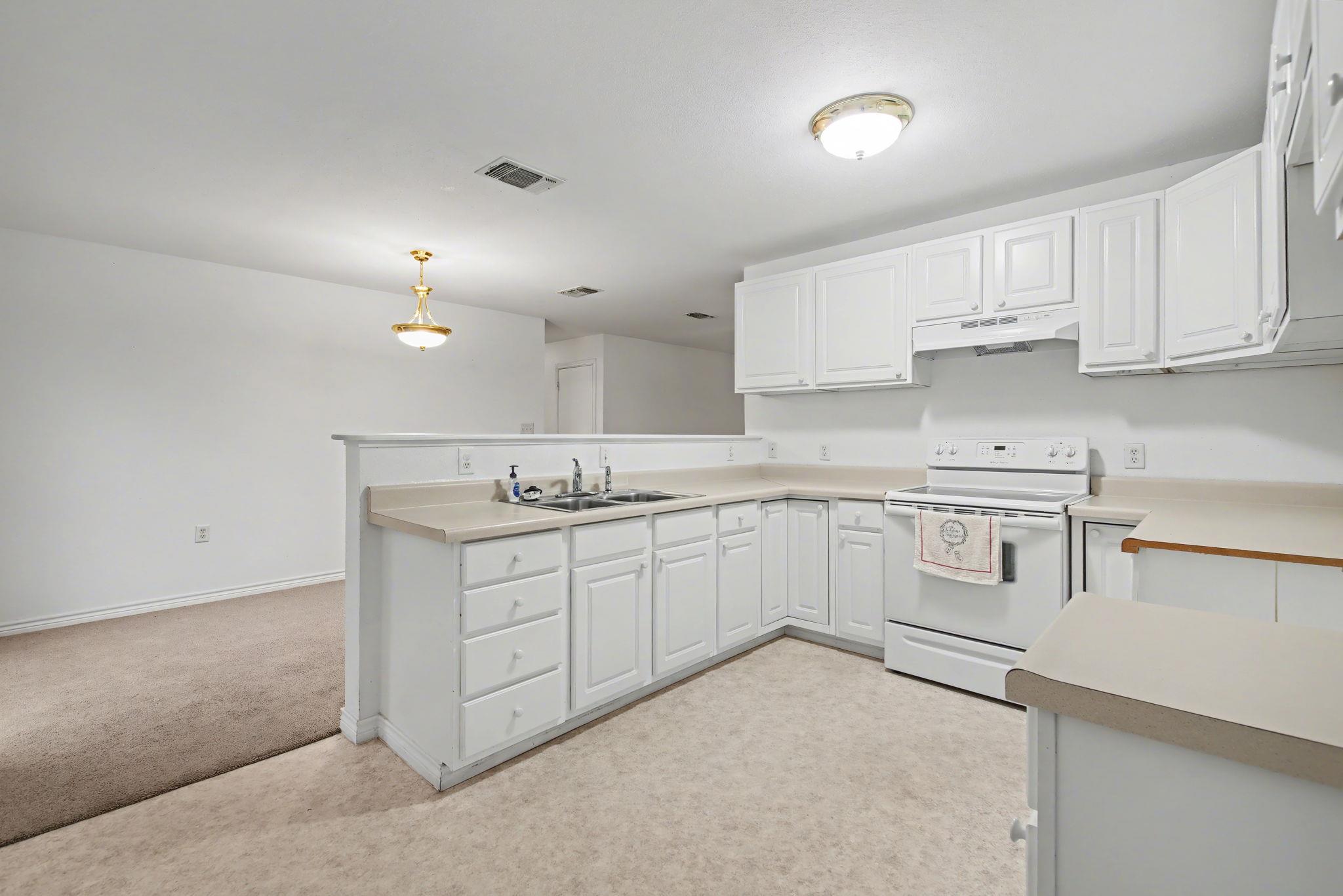 1720 Greenwood Lane Kingsland TX 78639