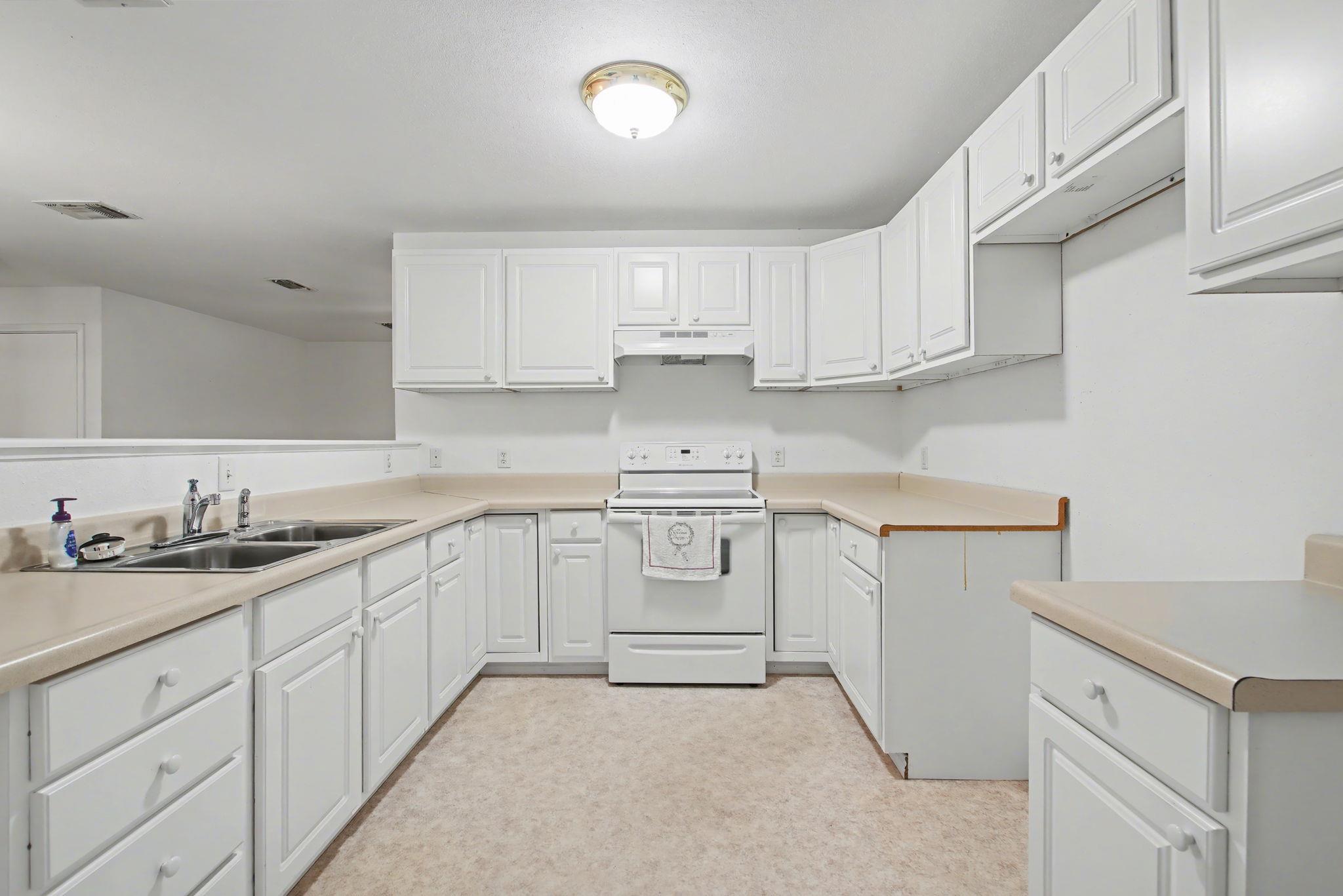 1720 Greenwood Lane Kingsland TX 78639