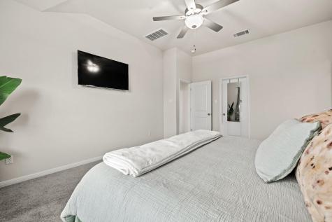 249 Tanda Lane Hutto TX 78634
