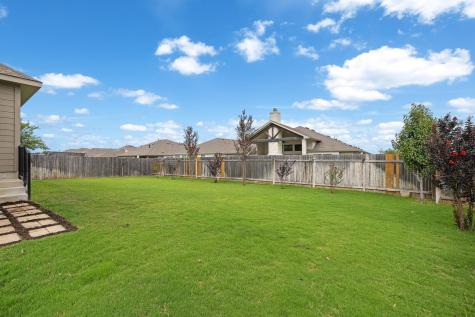 249 Tanda Lane Hutto TX 78634