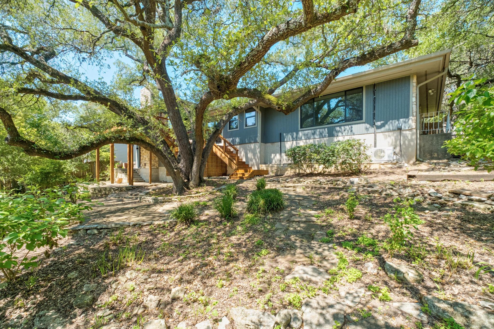 2303 Doral Drive Austin TX 78746