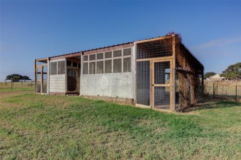 1192 Sand Hill Road Dale TX 78616