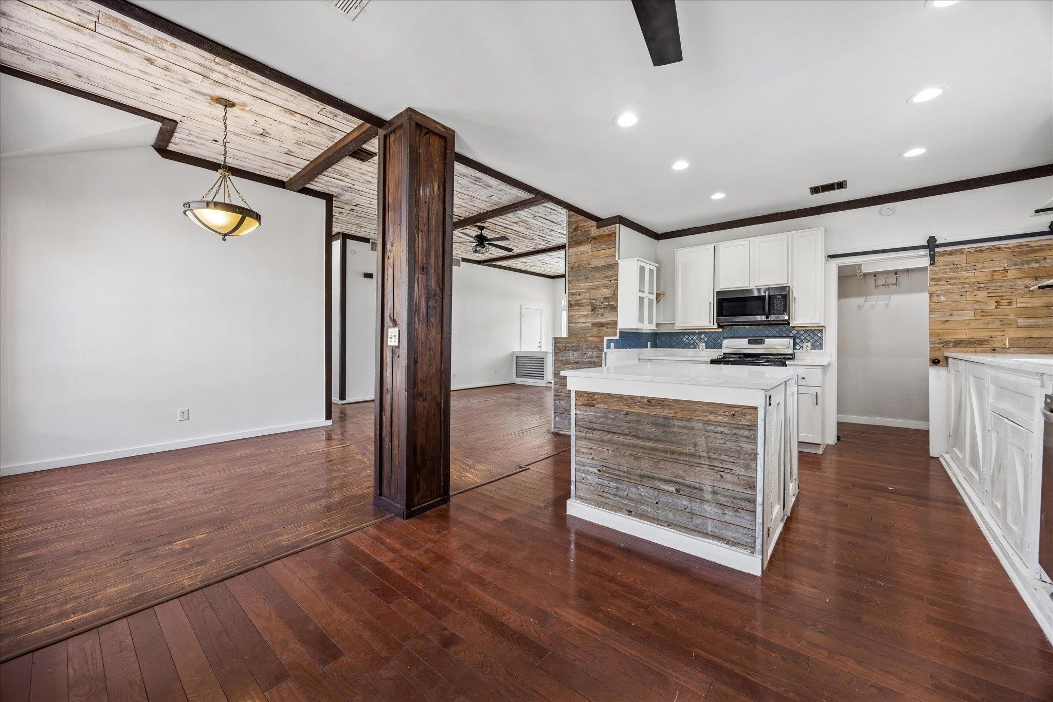 6502 Bramber Lane Austin TX 78754