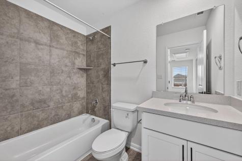 201 Makinaw Road Hutto TX 78634