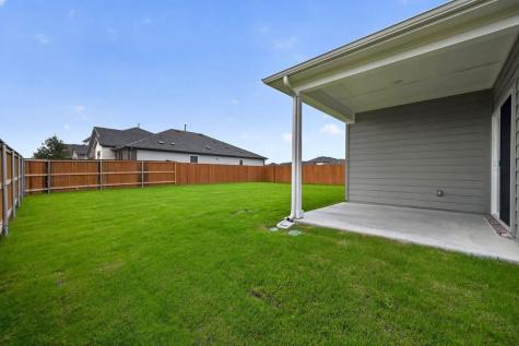 201 Makinaw Road Hutto TX 78634