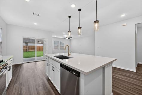 201 Makinaw Road Hutto TX 78634