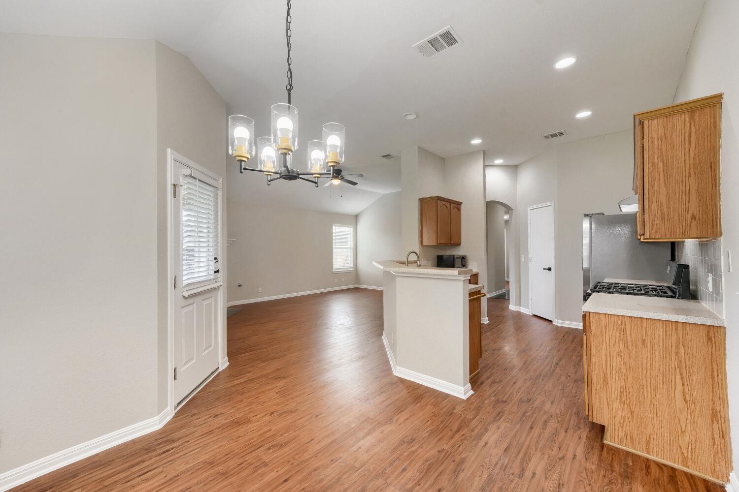 5504 Catsby Court Austin TX 78724