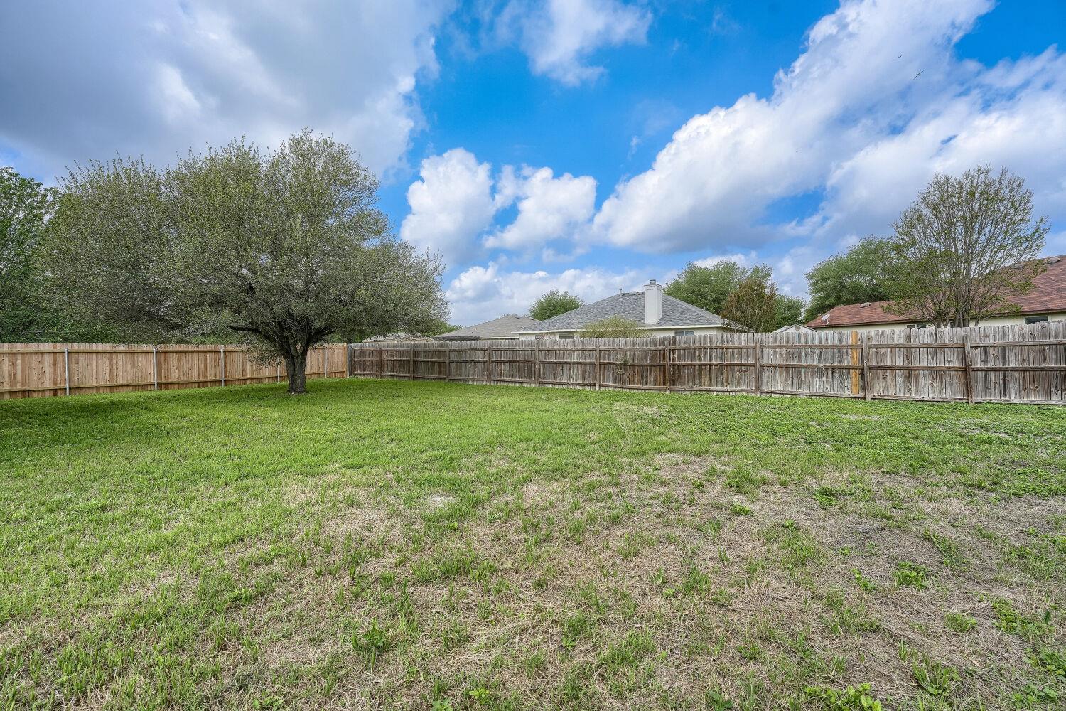 5504 Catsby Court Austin TX 78724