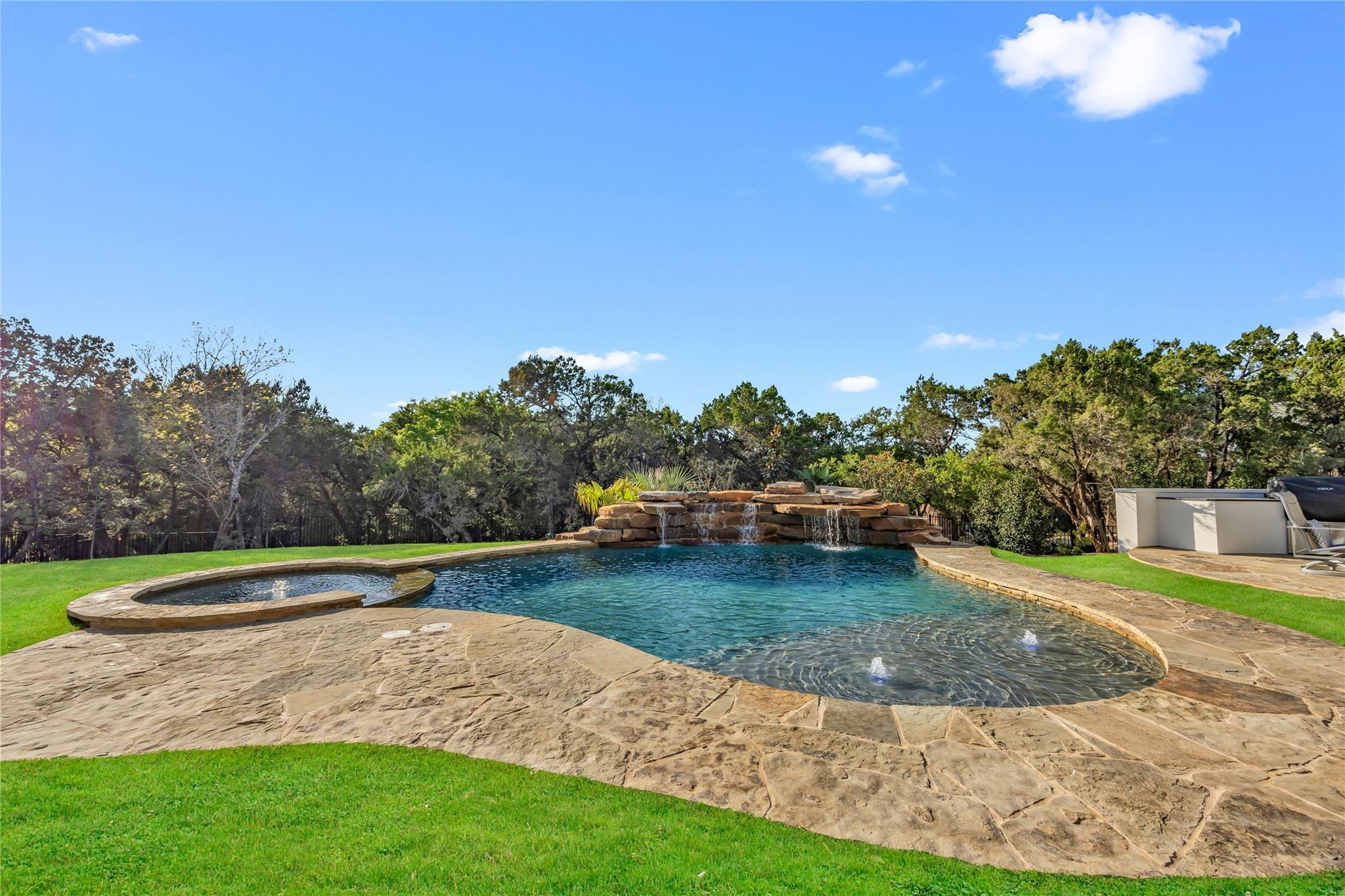 4304 Amarra Drive Austin TX 78735