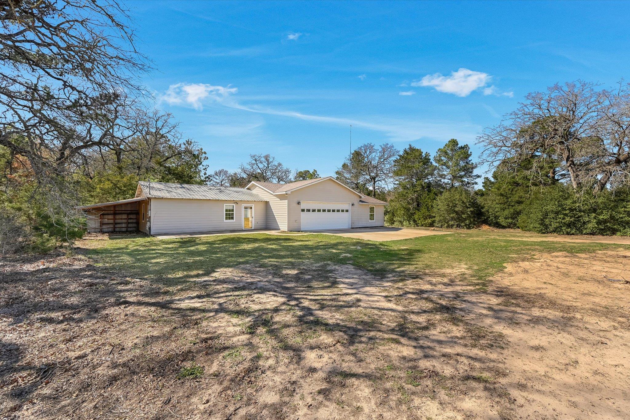 203 Pathfinders Way Smithville TX 78957