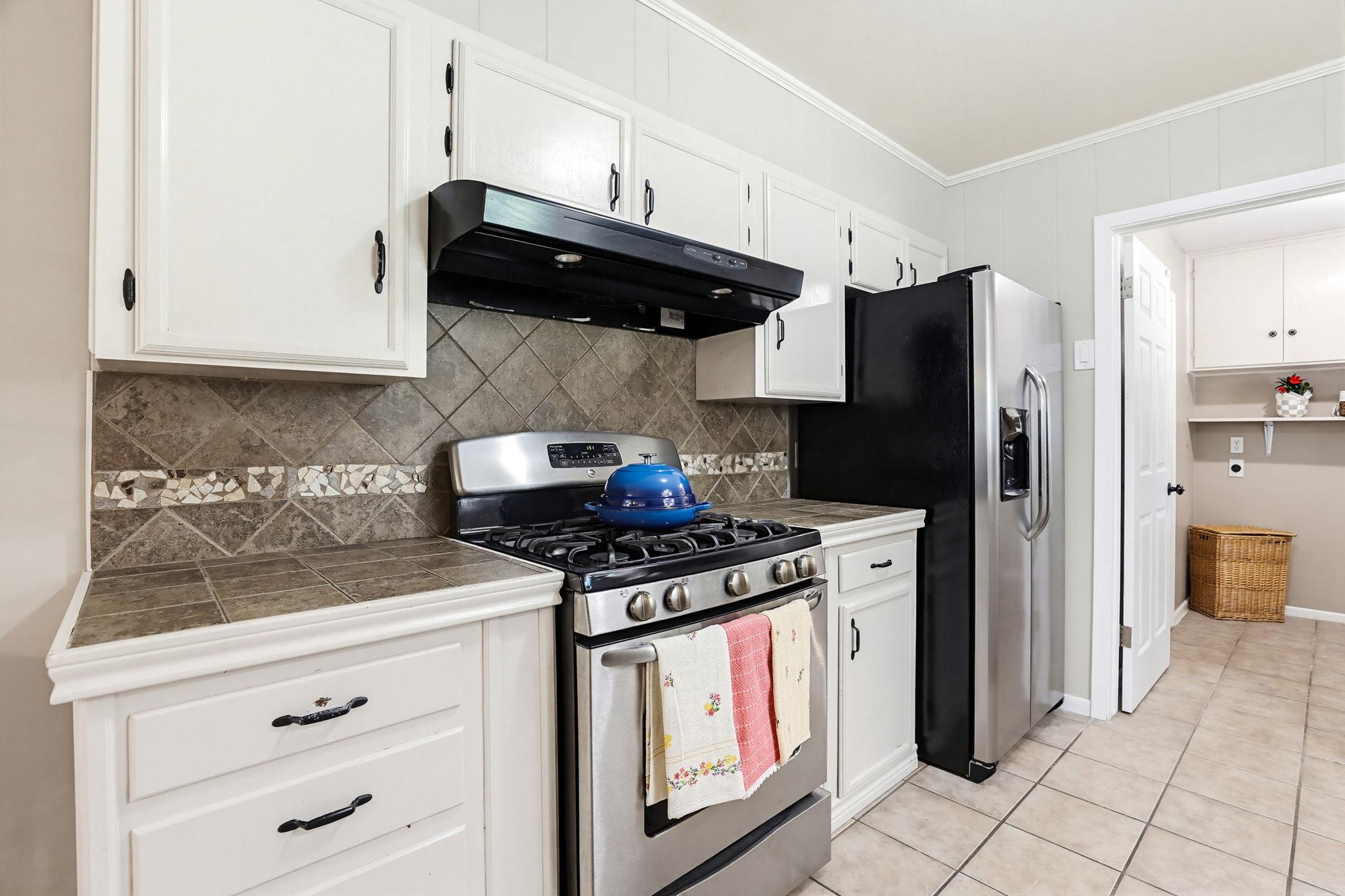 125 Glendale Street Luling TX 78648