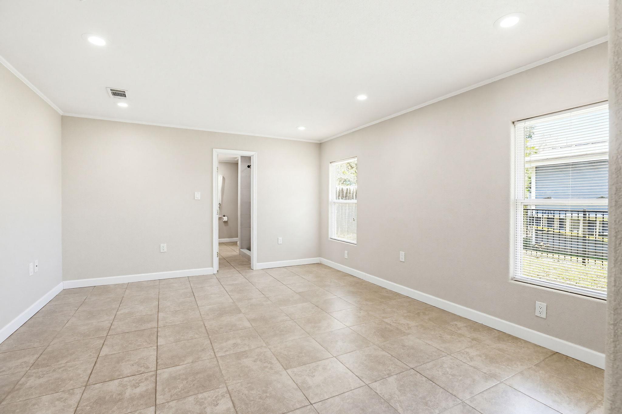 125 Glendale Street Luling TX 78648