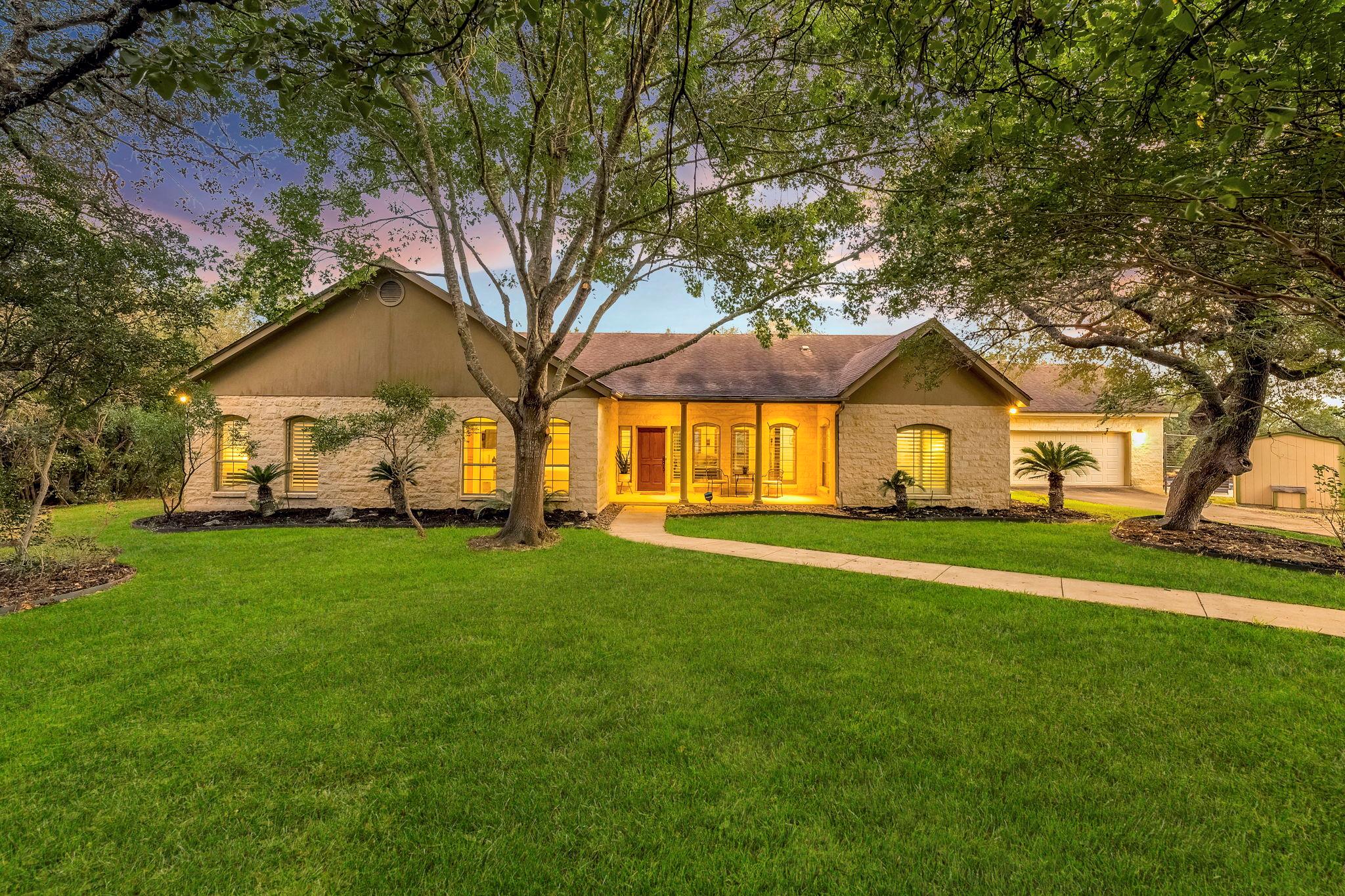 810 Bluff Ridge Court New Braunfels TX 78132