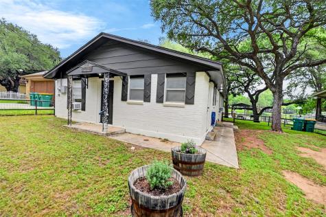 405 Robin Hood Lane Granite Shoals TX 78654