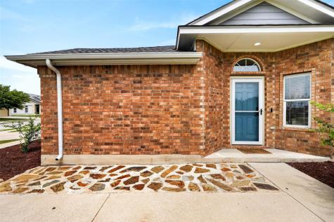 300 Wimberley Street Hutto TX 78634