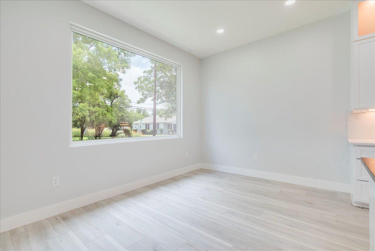 1215 Howard Street Taylor TX 76574