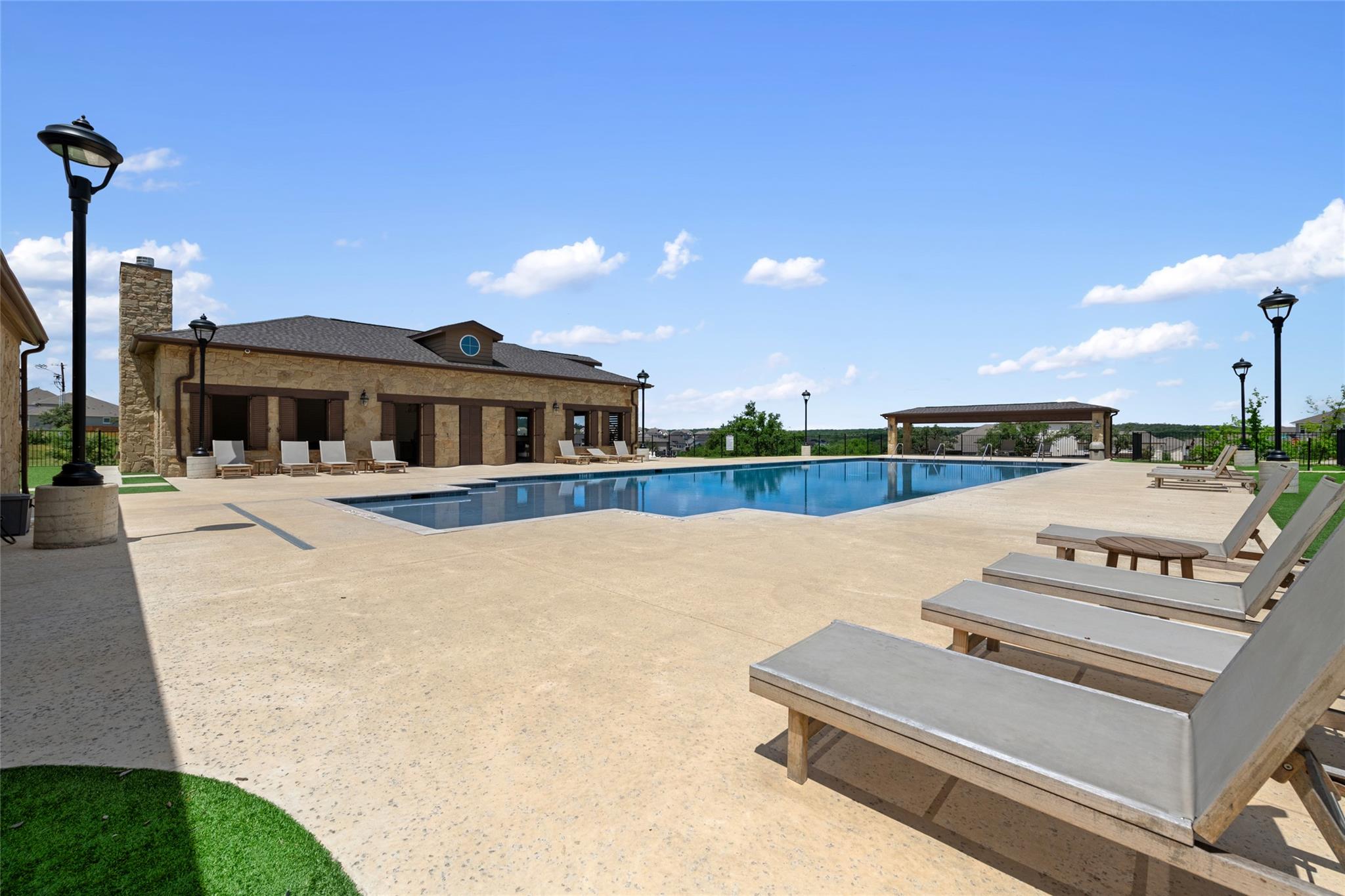16913 Roselin Drive Austin TX 78738
