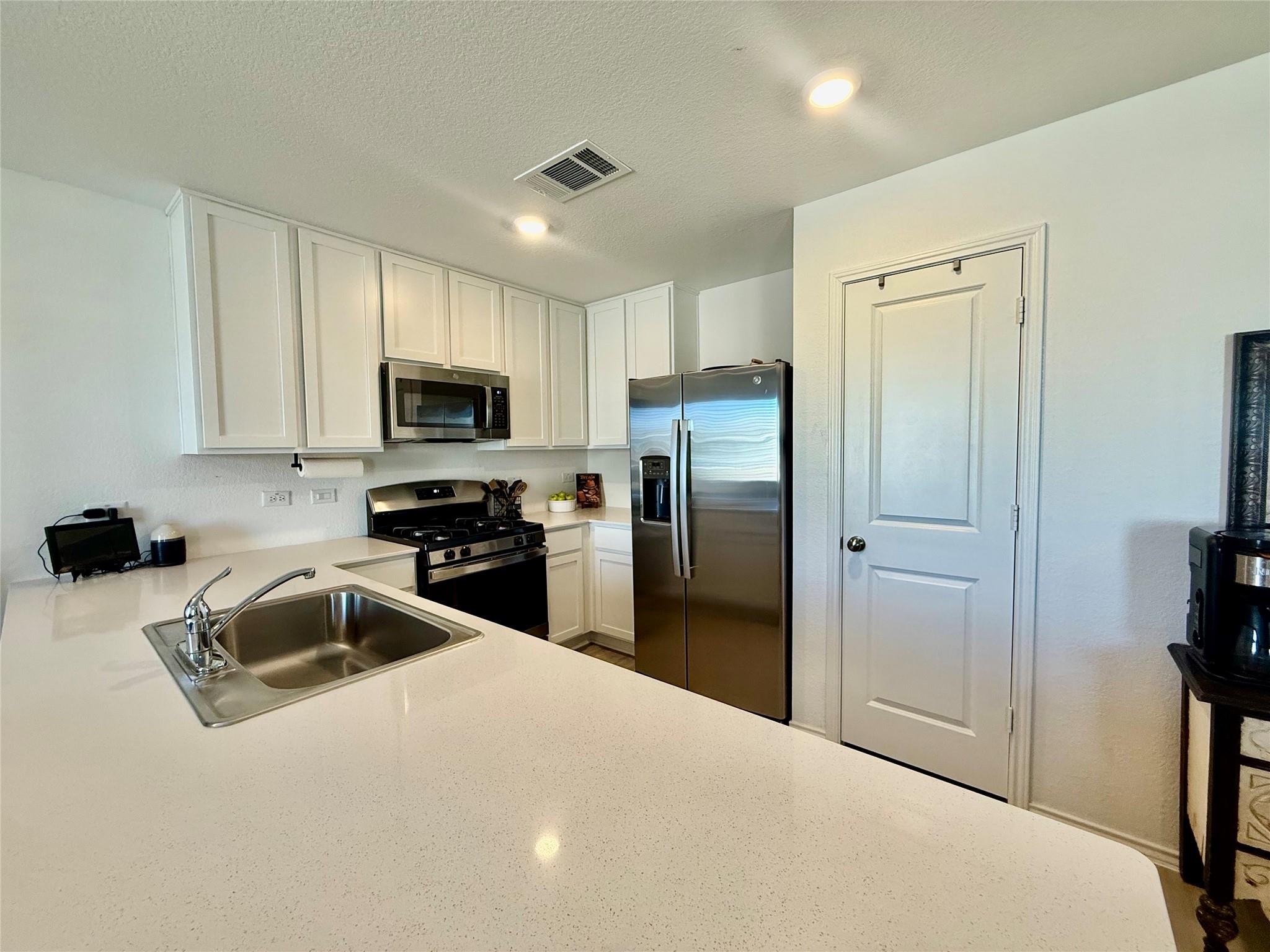 23521 Tiny Moons Way Elgin TX 78621