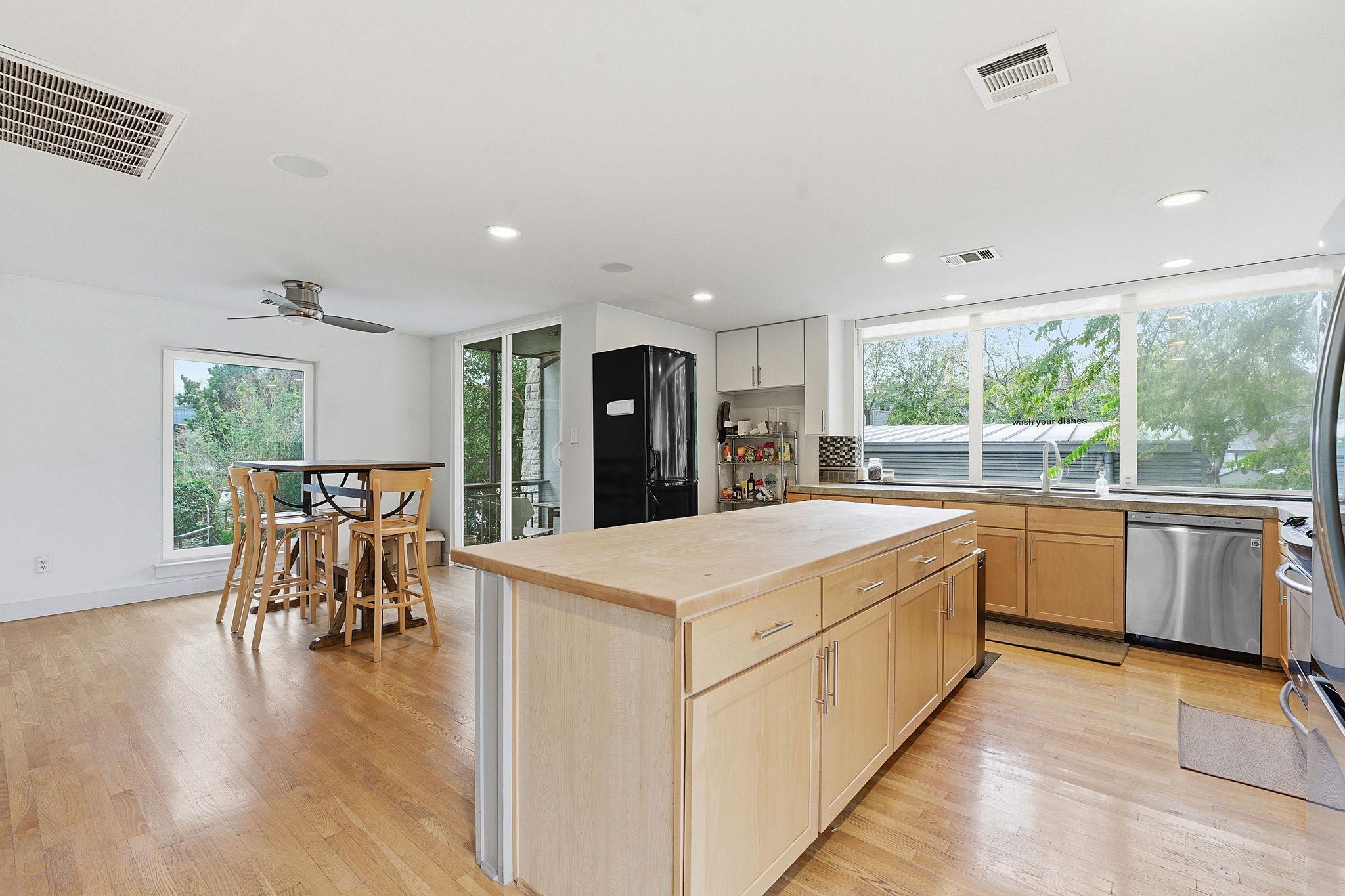 616 W Monroe Street Austin TX 78704