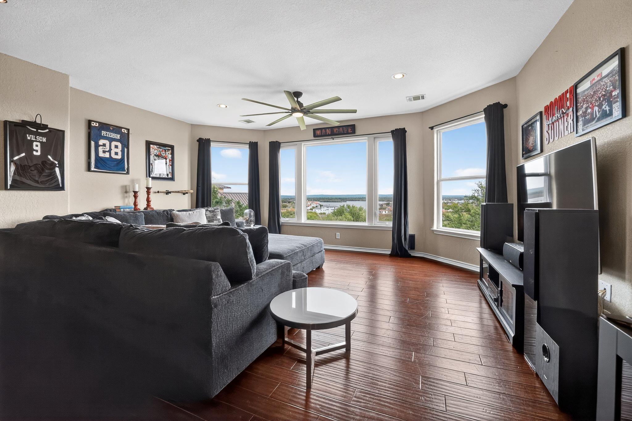 112 Big Sky Drive Horseshoe Bay TX 78657