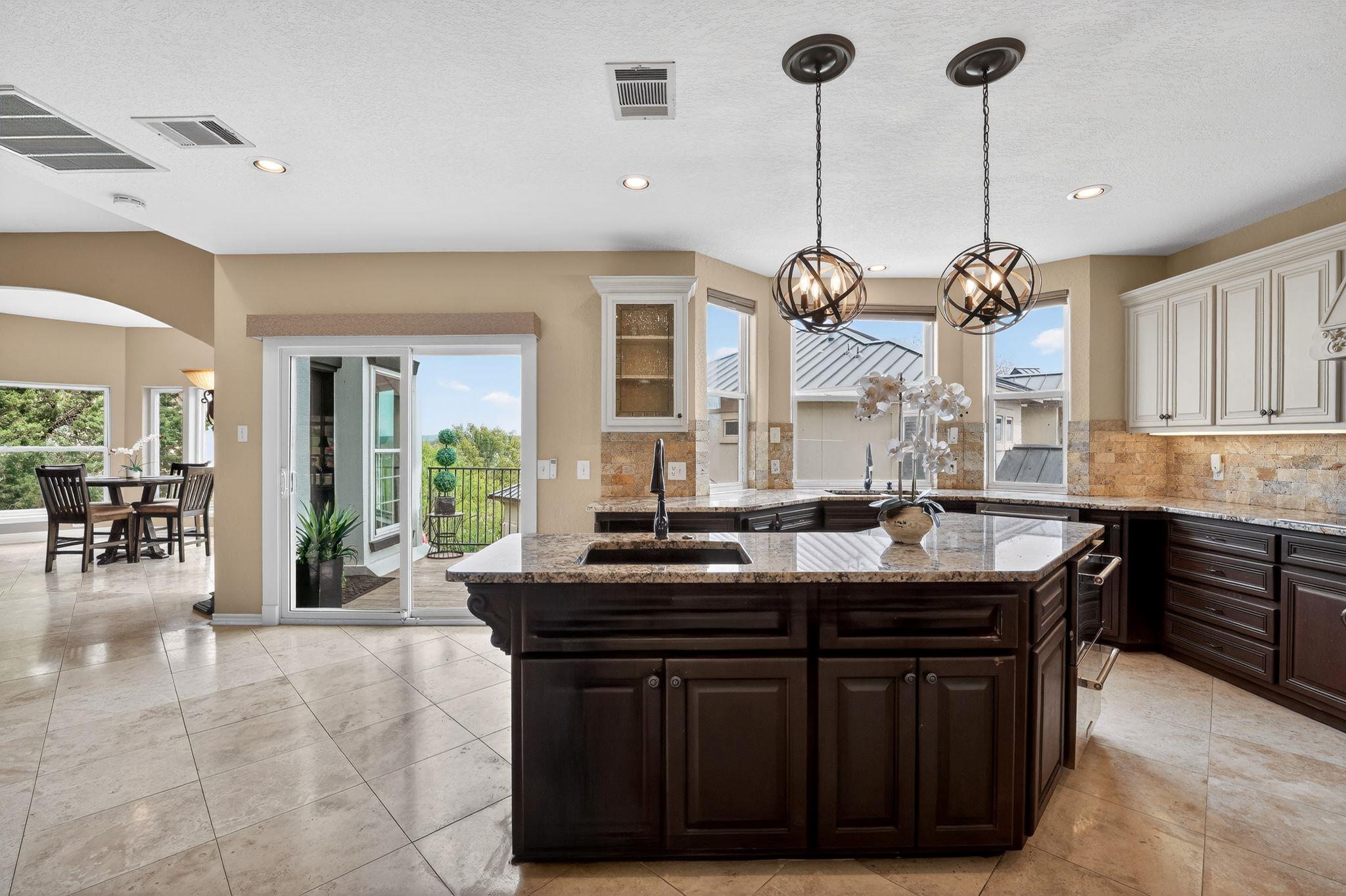 112 Big Sky Drive Horseshoe Bay TX 78657