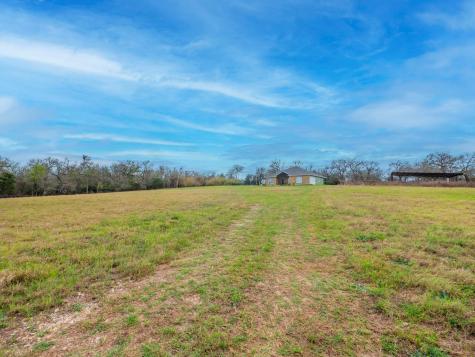 1597 County Road 314 Lexington TX 78947