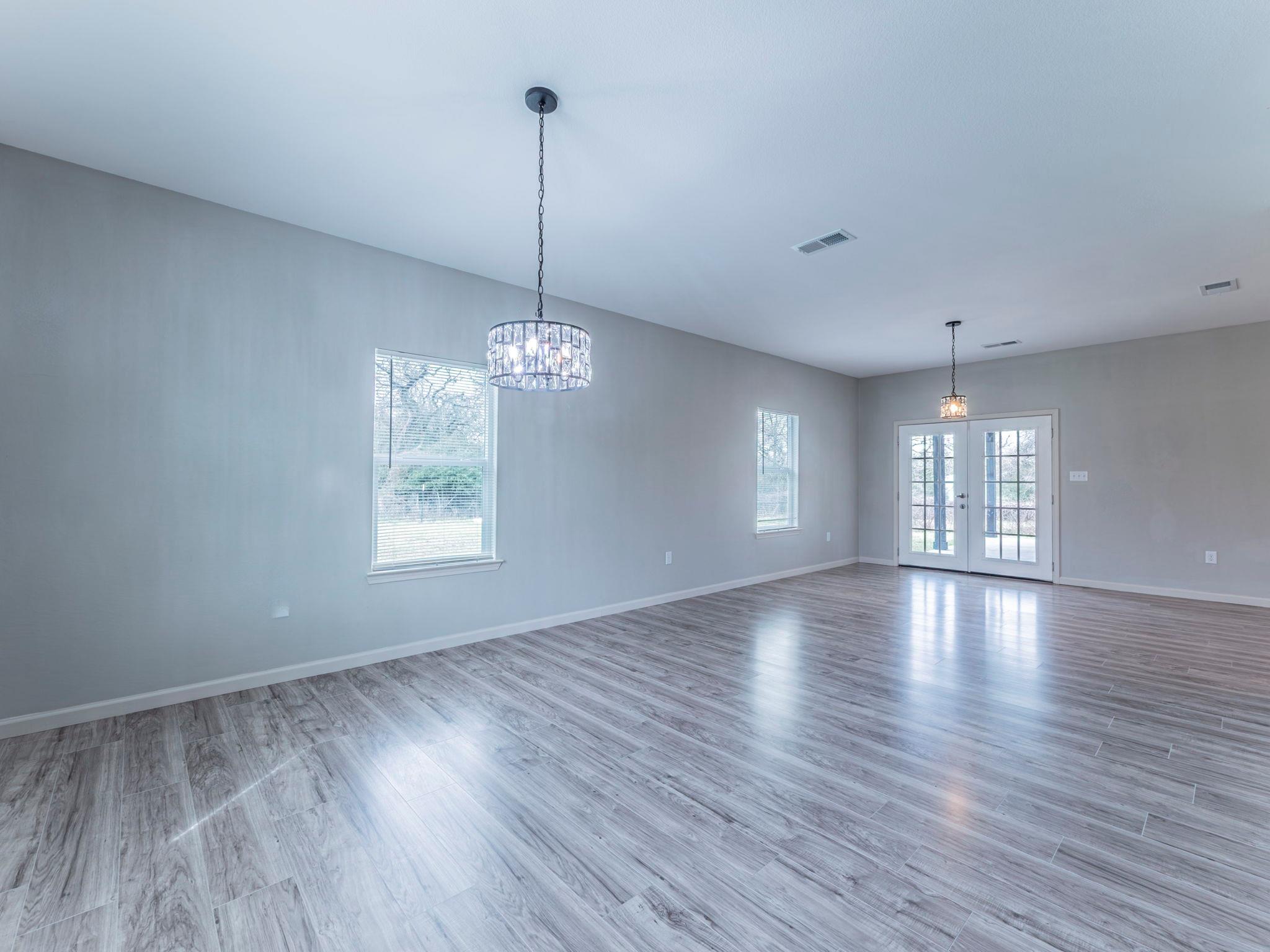 1597 County Road 314 Lexington TX 78947