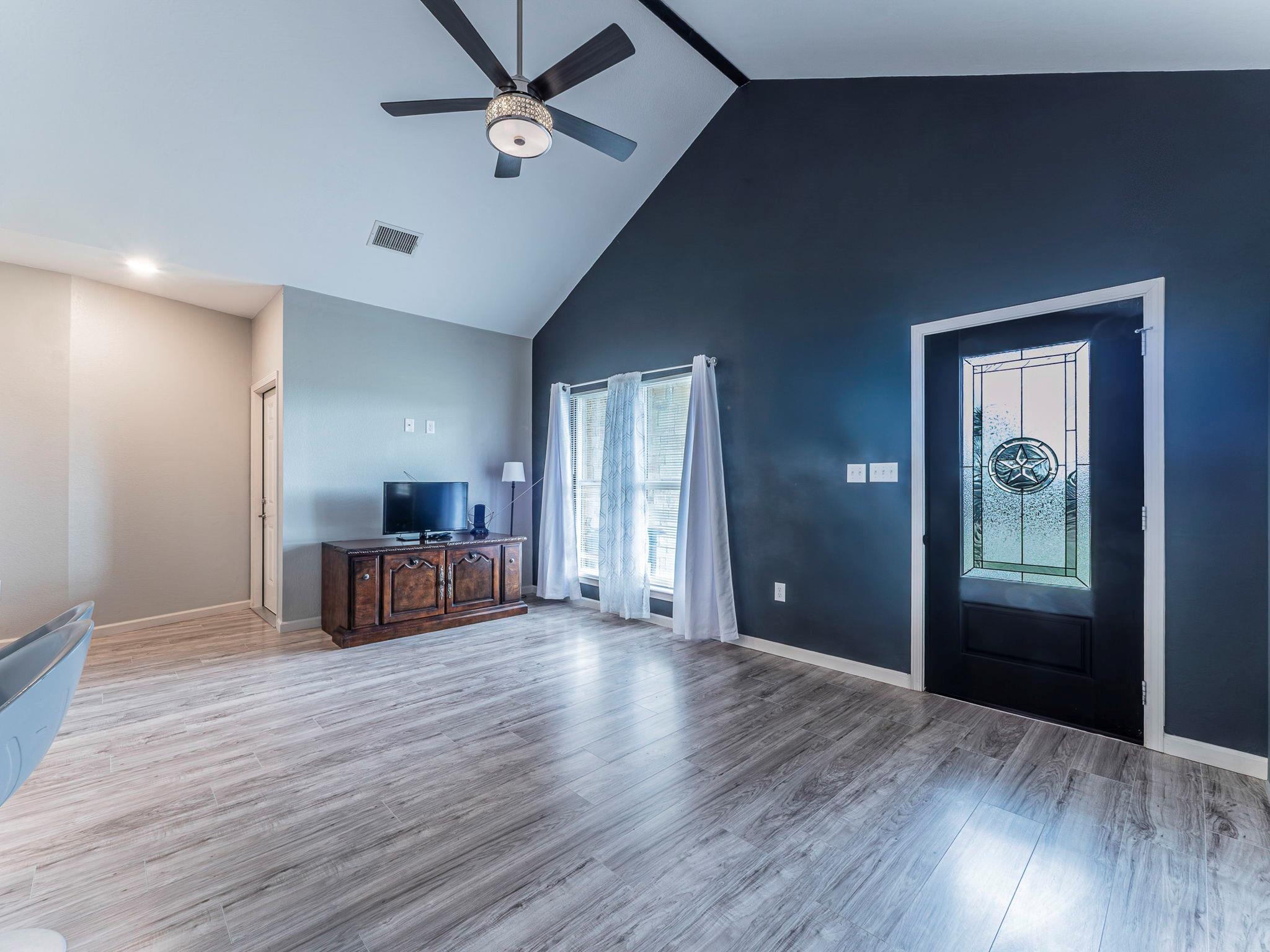 1597 County Road 314 Lexington TX 78947