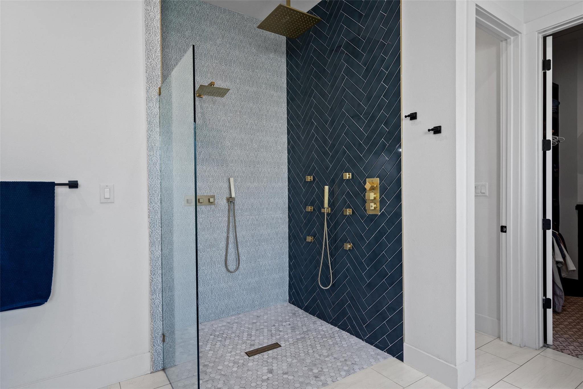 418 Venture Boulevard S Point Venture TX 78645