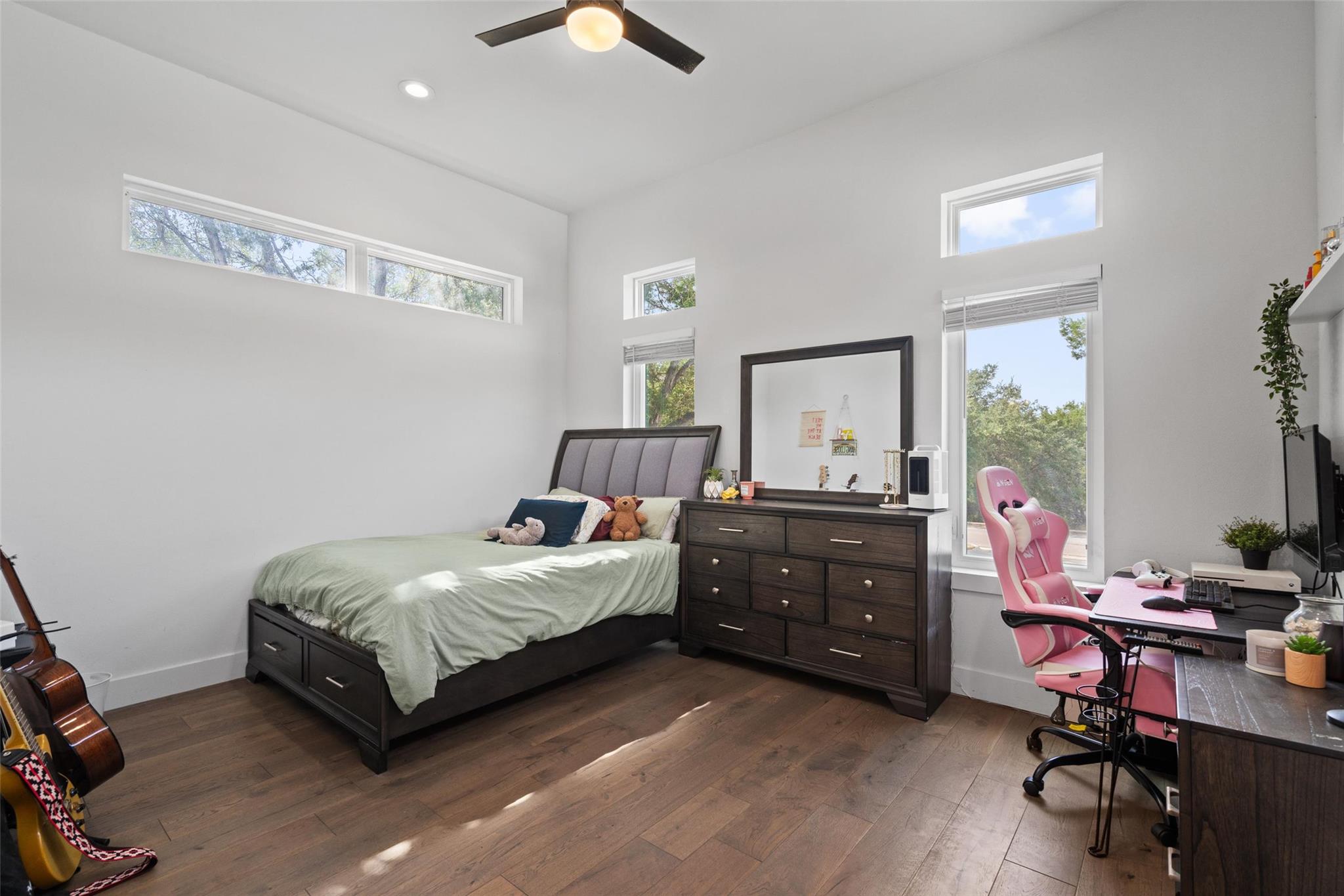 418 Venture Boulevard S Point Venture TX 78645