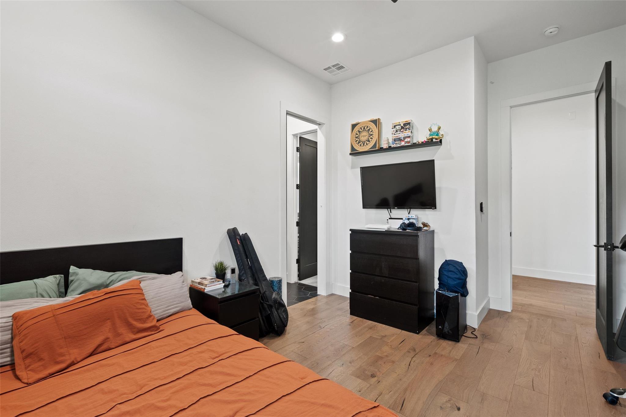418 Venture Boulevard S Point Venture TX 78645