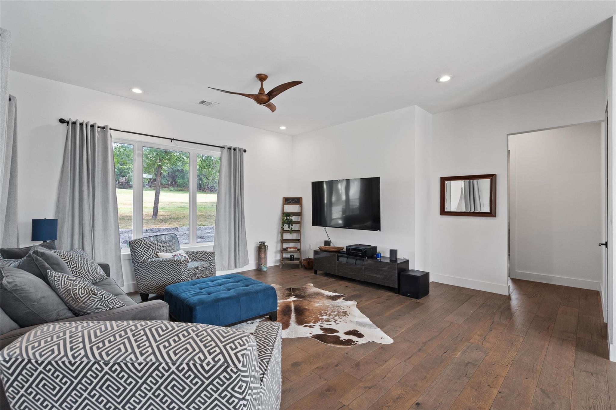 418 Venture Boulevard S Point Venture TX 78645