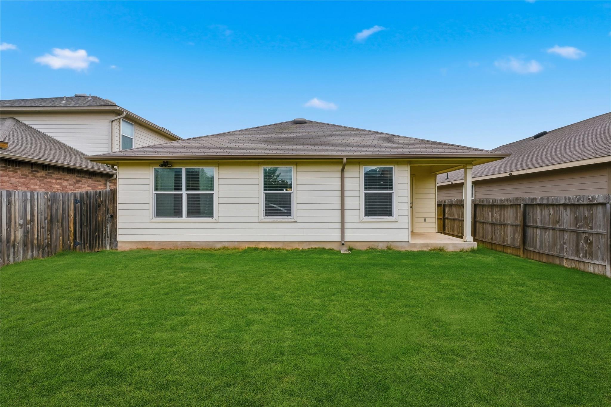 8867 Belgian Falls San Antonio TX 78254