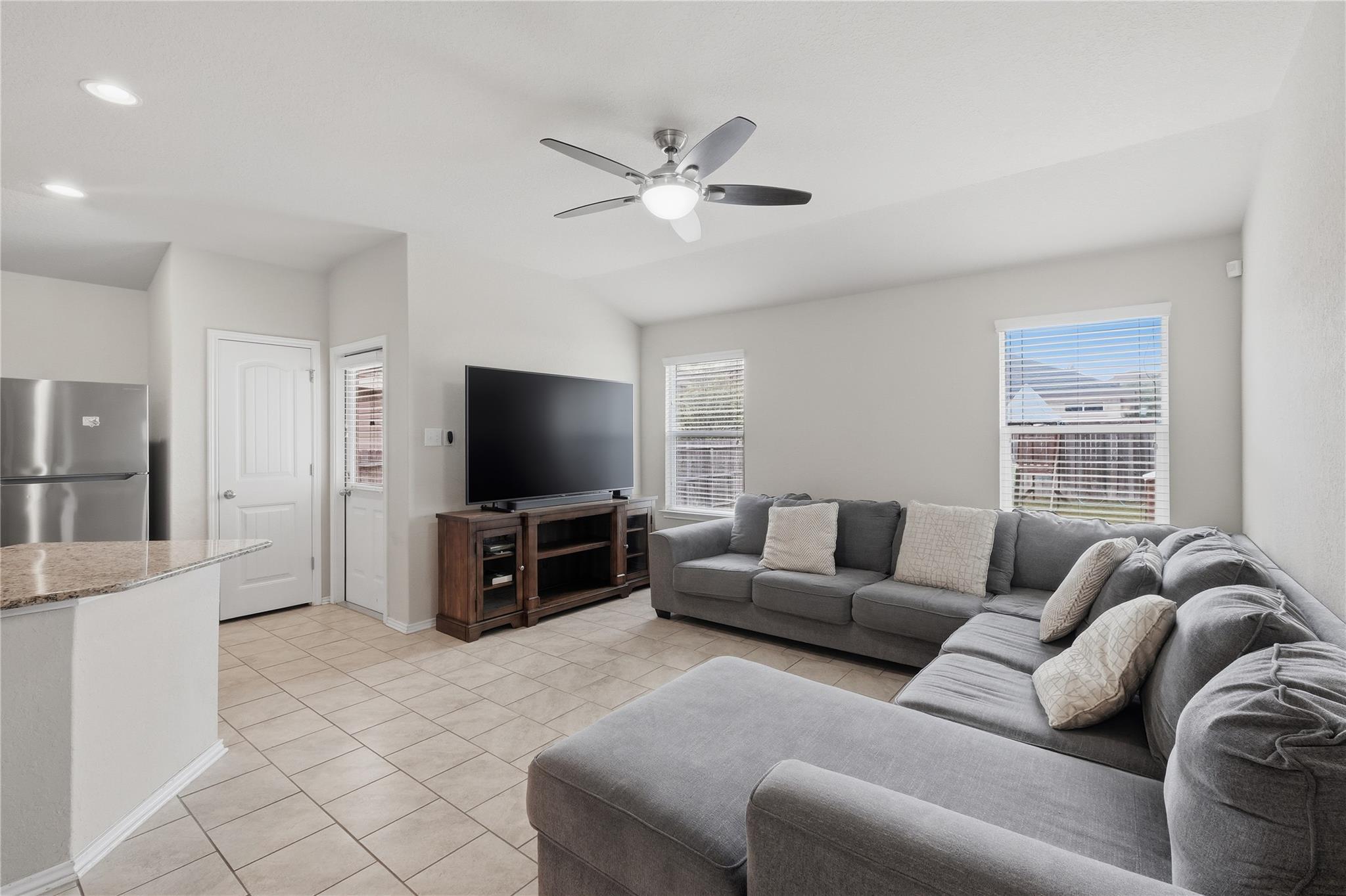 8867 Belgian Falls San Antonio TX 78254