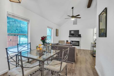 104 Scudder Lane Wimberley TX 78676