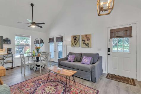 104 Scudder Lane Wimberley TX 78676