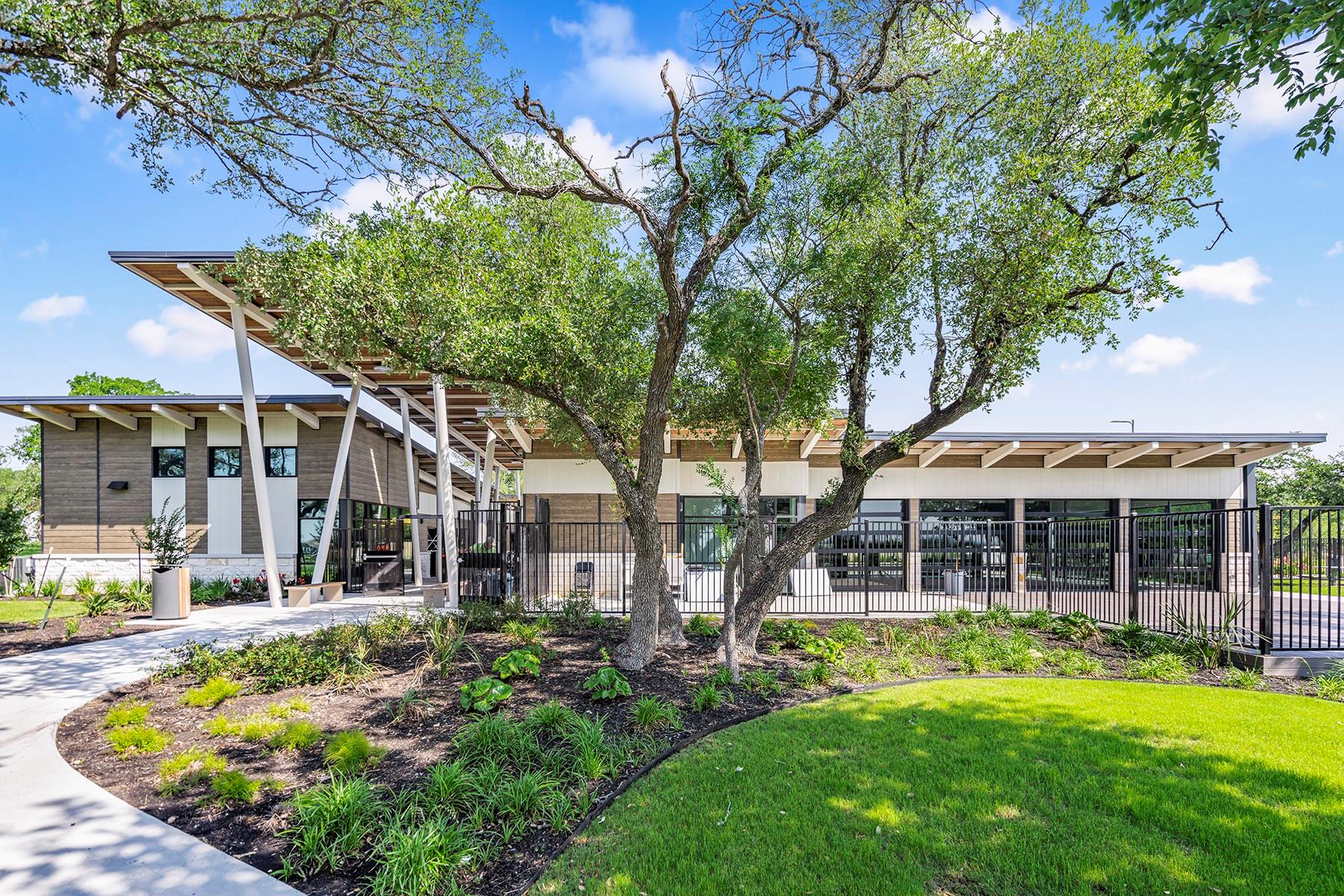 209 Paradise Canyon Drive Jarrell TX 76537