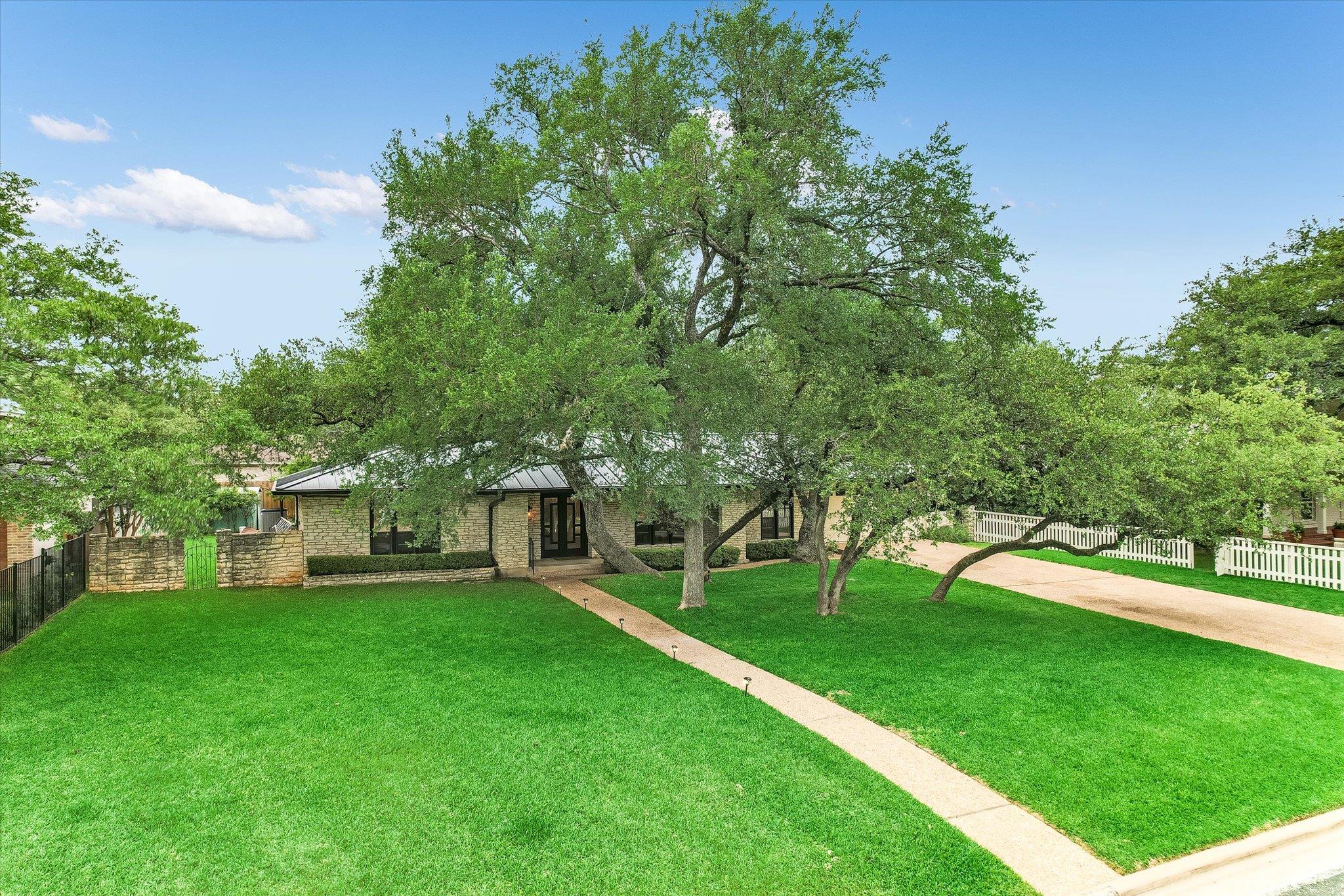 7706 Shadyrock Drive Austin TX 78731