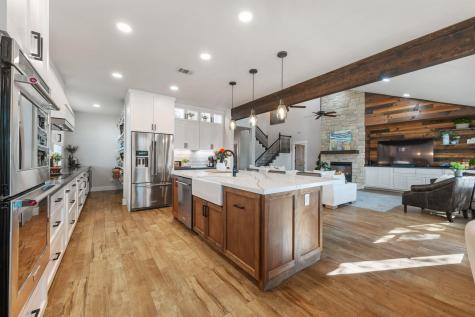 22008 Briarcliff Drive Spicewood TX 78669